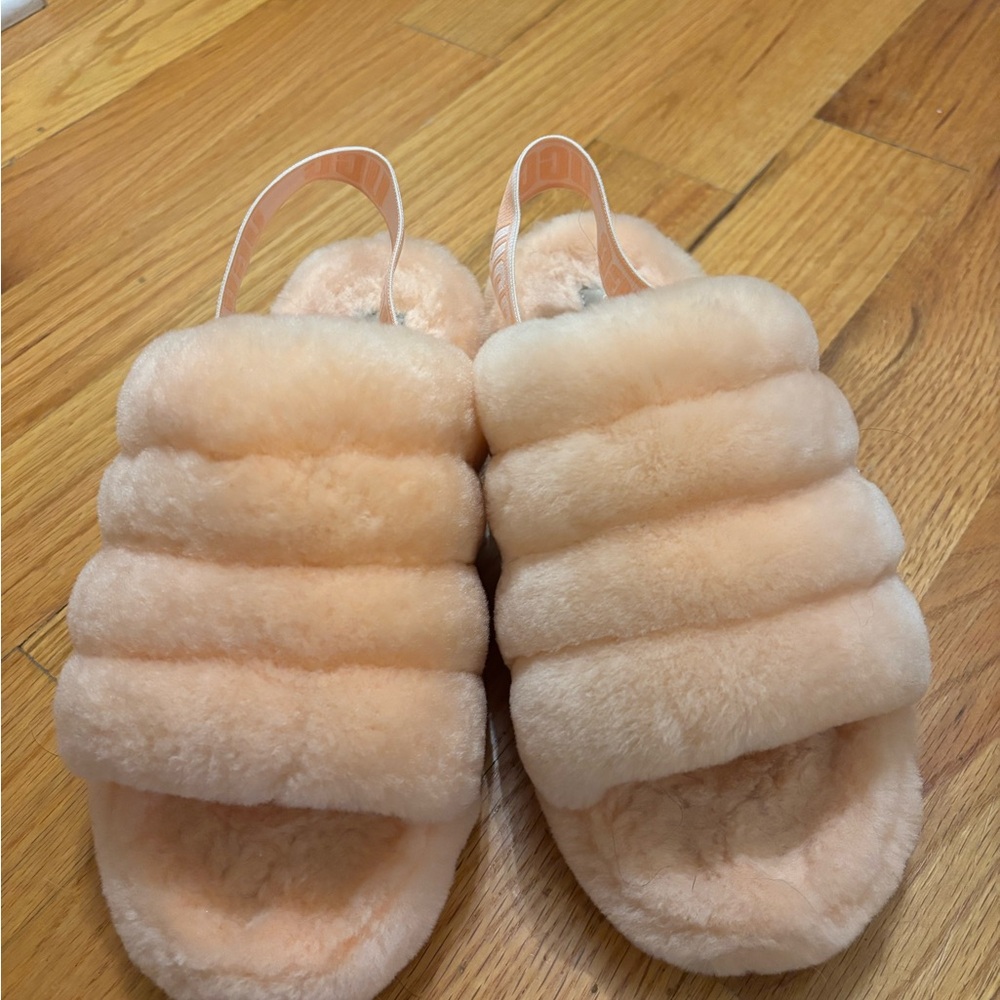 UGG Women's Soft Peach Slippers